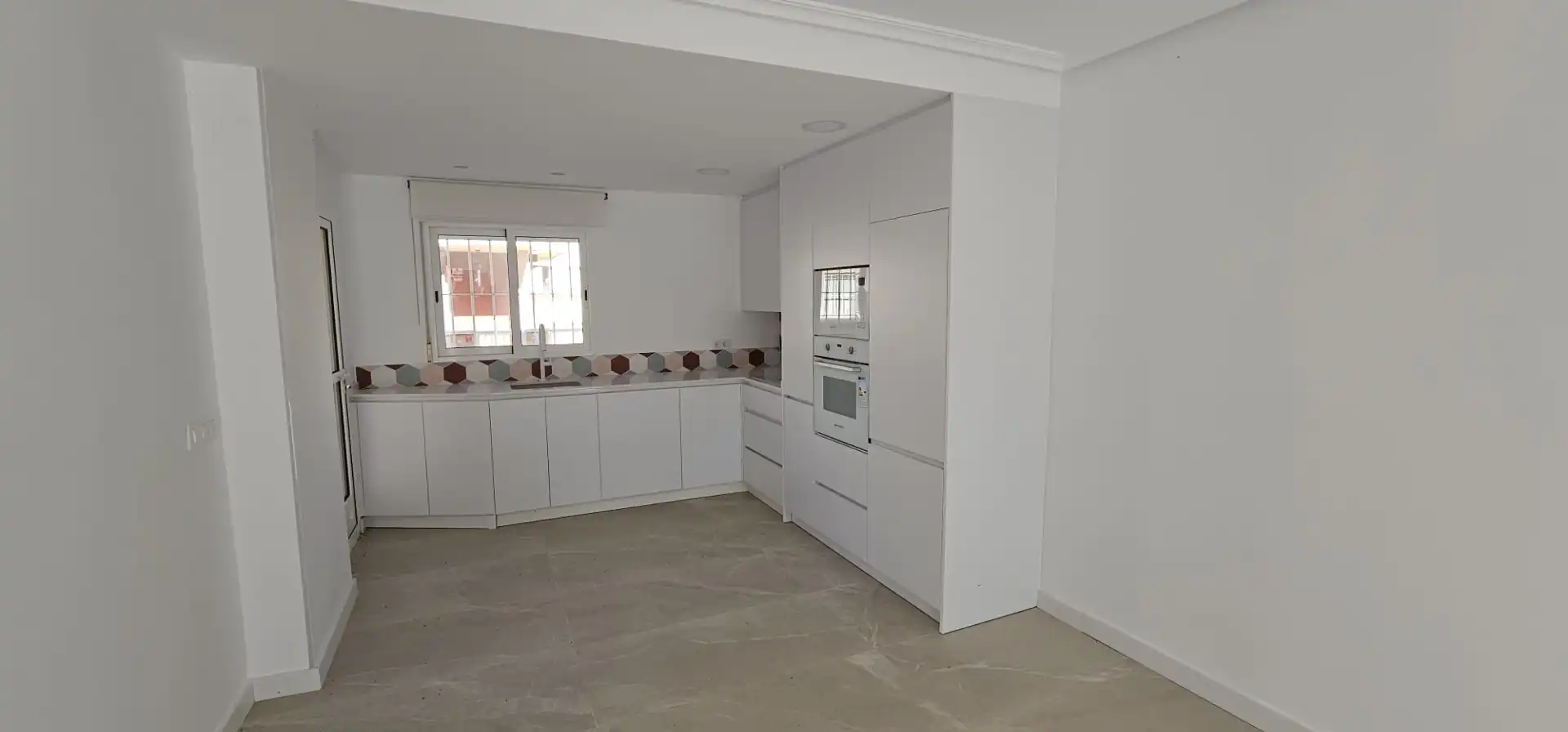 Cuina de Casa o xalet en venda en Pilar de la Horadada amb Calefacció, Terrassa i Balcó