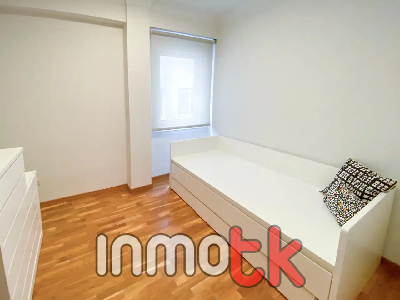 Bedroom of Flat for rent in A Coruña Capital   with Heating, Parquet flooring and Furnished