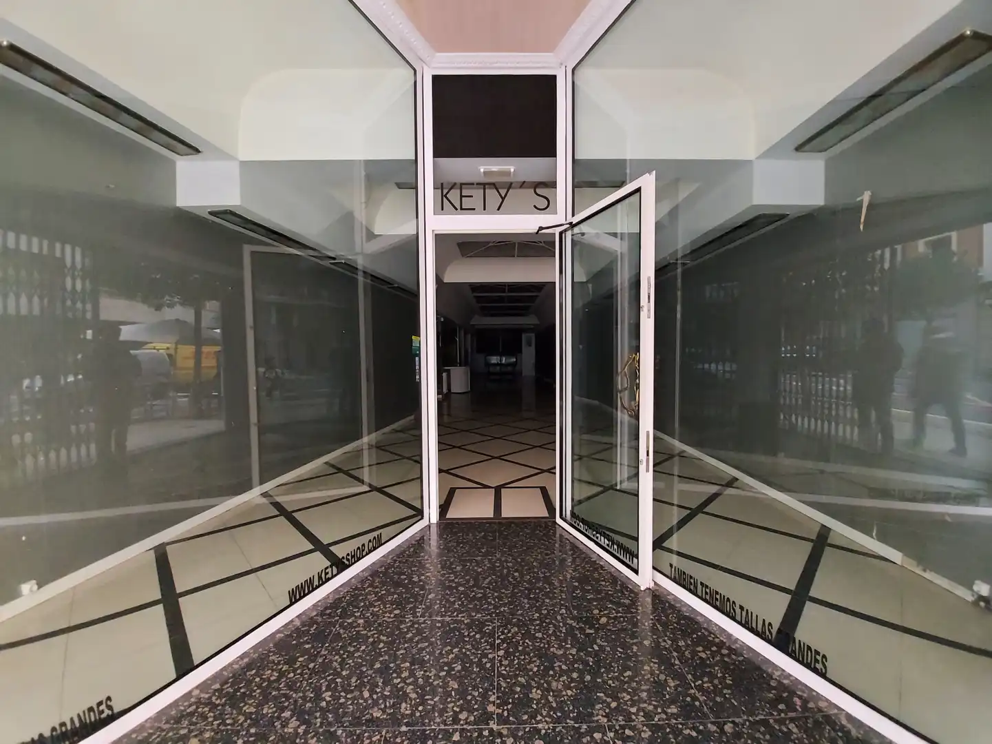 Business premises for sale in Logroño - Duquesa de la Victoria