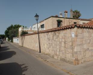 Exterior view of Single-family semi-detached for sale in Los Barrios  with Air Conditioner and Terrace