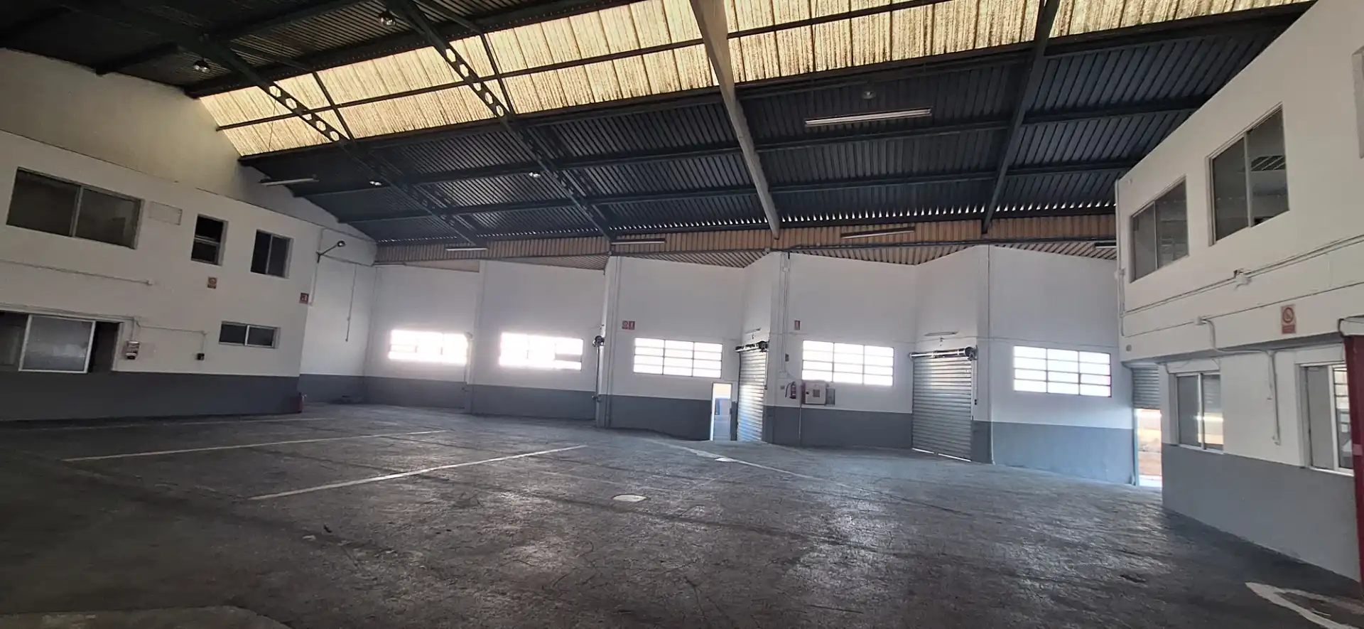 Industrial buildings for rent in Xirivella