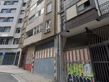 Pis amb ascensor en venda a Calle FIKA 6