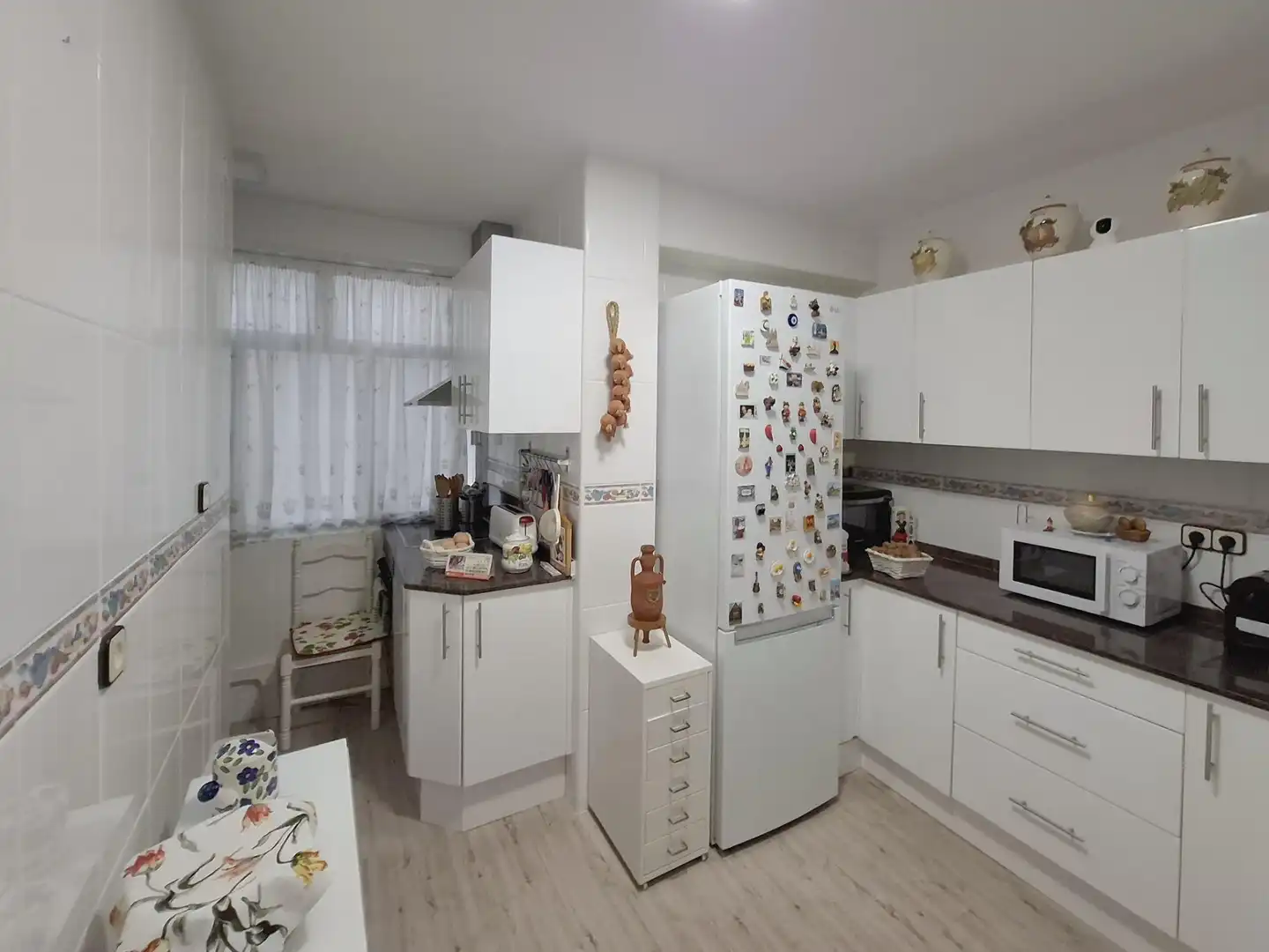 Küche von Wohnung zum Verkauf in Cartagena mit Klimaanlage und Heizung