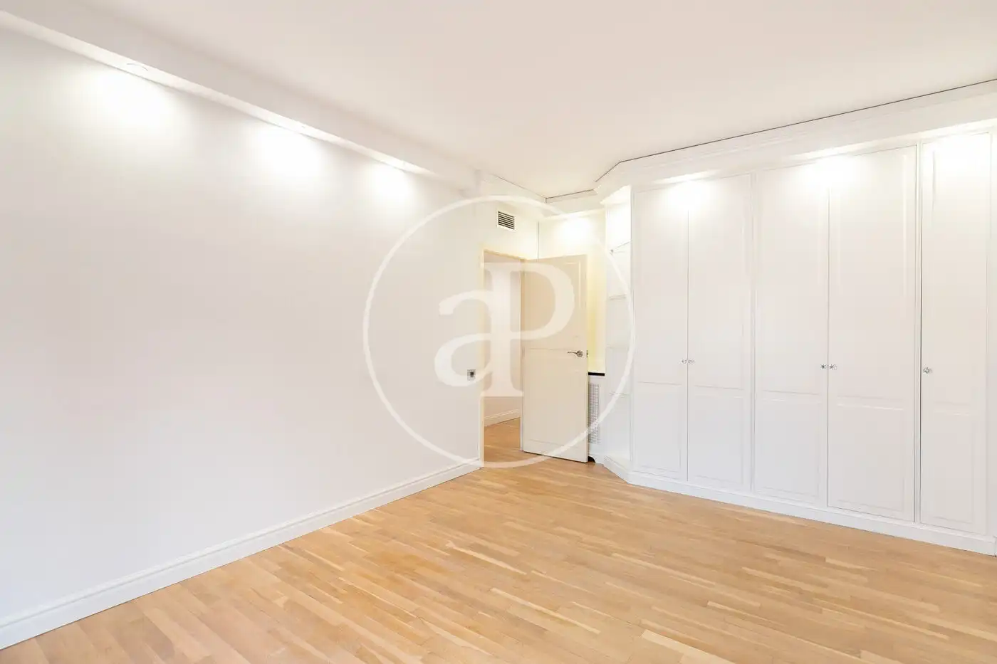 Flat for rent in C. del Capitán Arenas, Sarrià