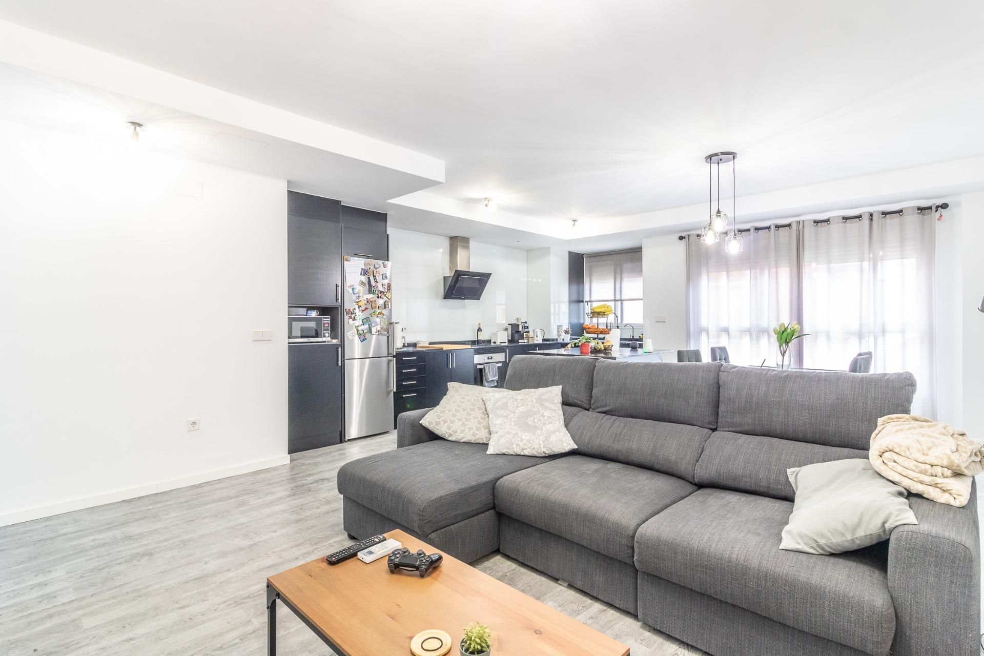 Living room of Flat for sale in Carlet  with Air Conditioner and Terrace