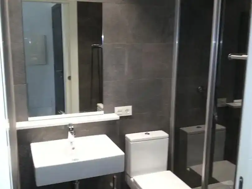 Bathroom of Flat for rent in Vilagarcía