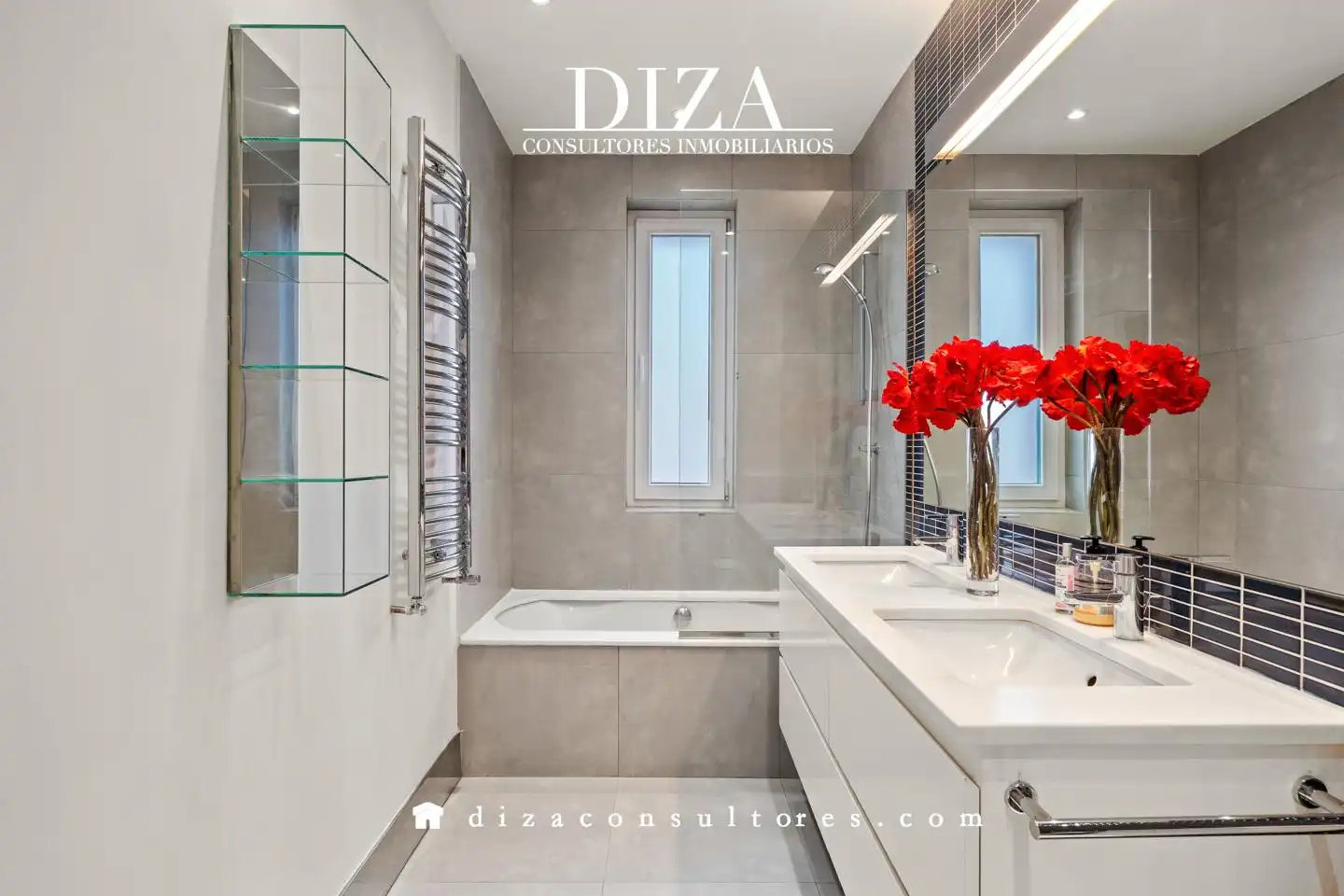 Badezimmer von Wohnung zur Miete in Madrid mit Klimaanlage, Heizung und Balkon