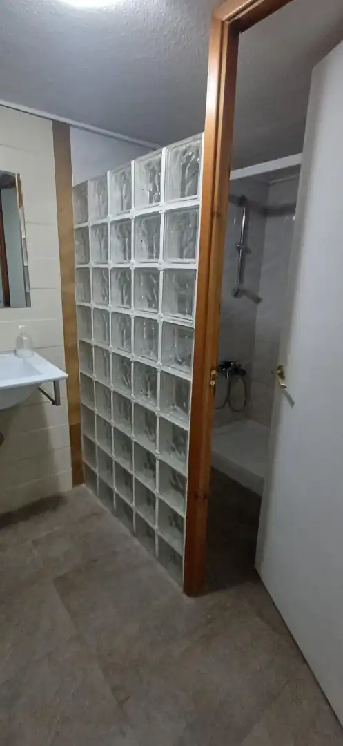 Baño de Local de alquiler en El Masnou