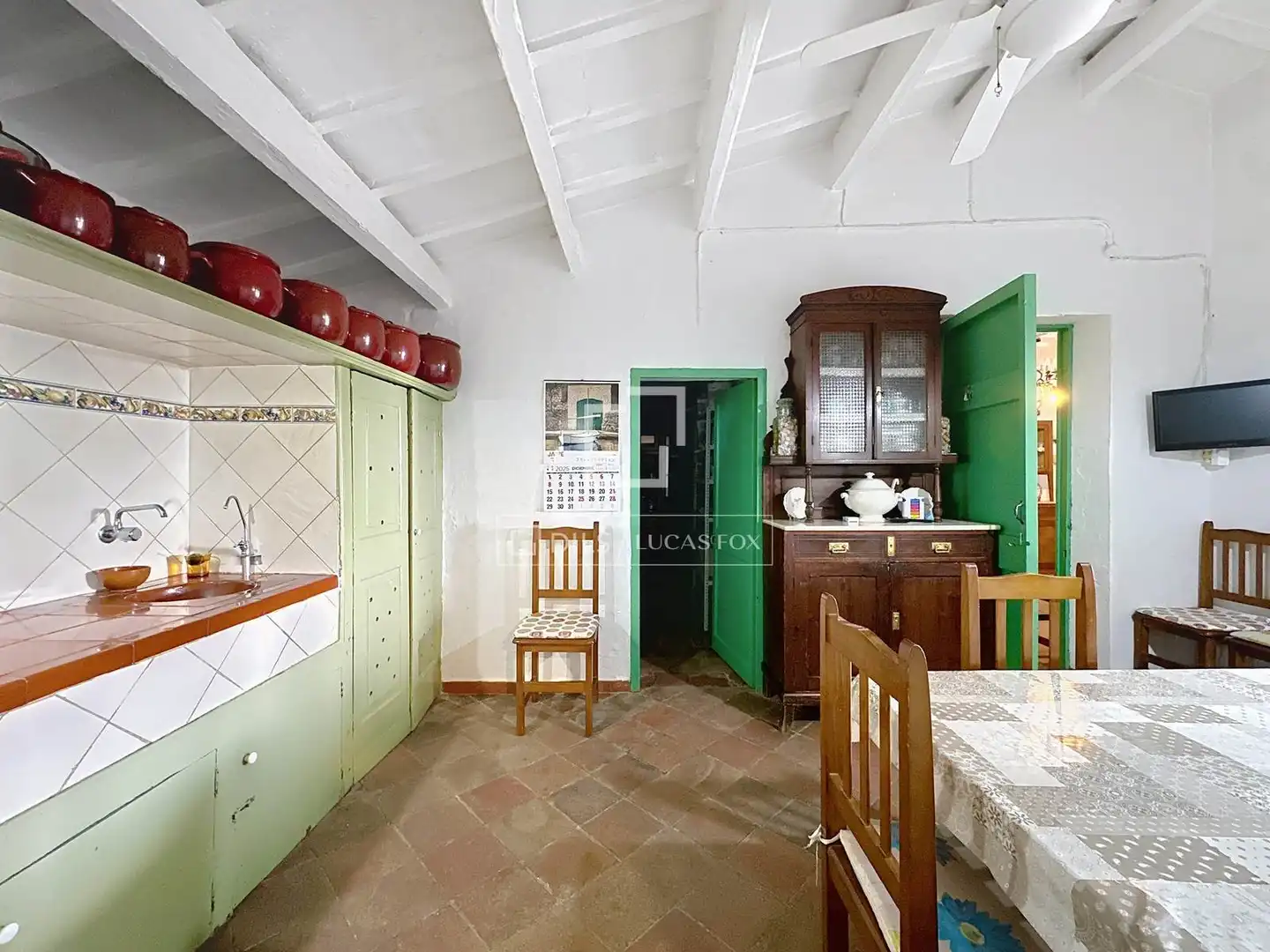 Küche von Country house zum Verkauf in Es Castell mit Privatgarten, Abstellraum und Balkon