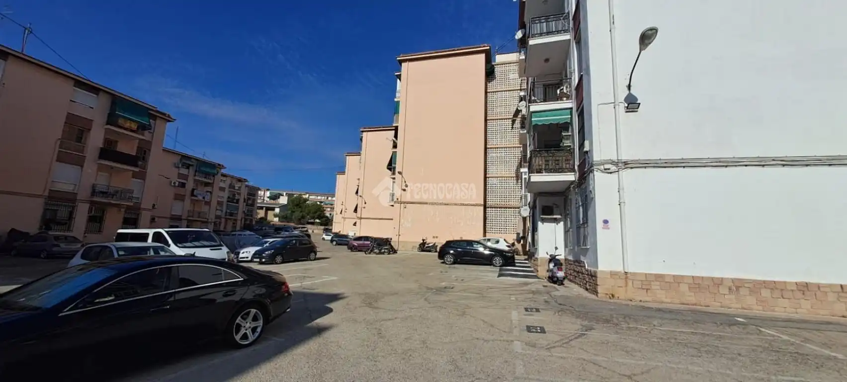 Parking of Flat for sale in Alicante / Alacant  with Furnished and Balcony