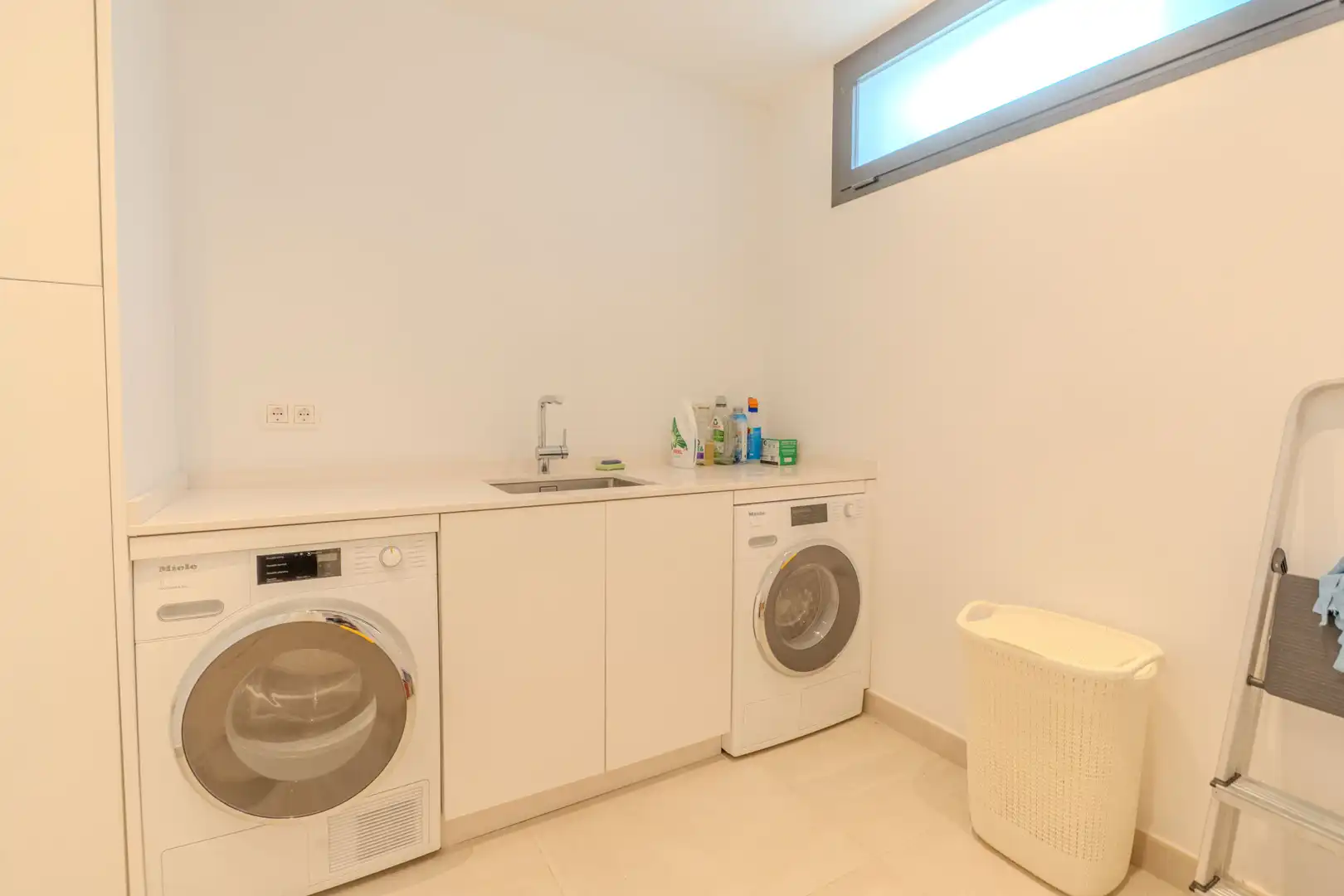 Casa amb piscina en venda a Milla de Oro, imagen 43