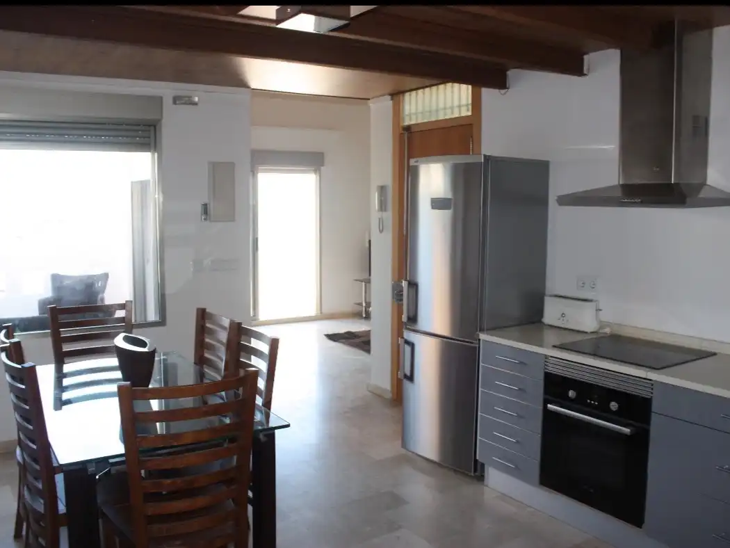Penthouse mit Aufzug zur Miete in Guillém de castro 131