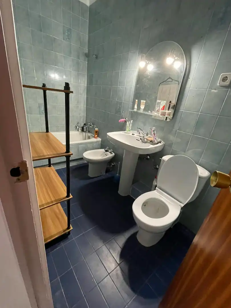 Baño de Piso para compartir en Barcelona con Calefacción, Amueblado y Lavadora