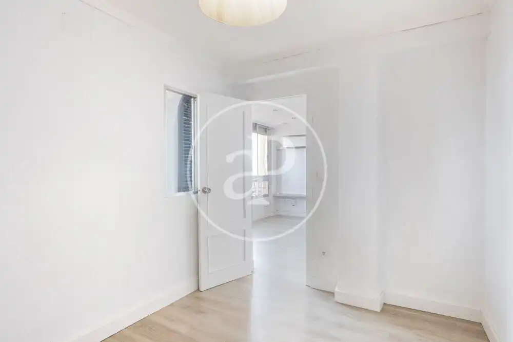 Schlafzimmer von Wohnung zur Miete in Valencia mit Klimaanlage, Heizung und Haustiere erlaubt