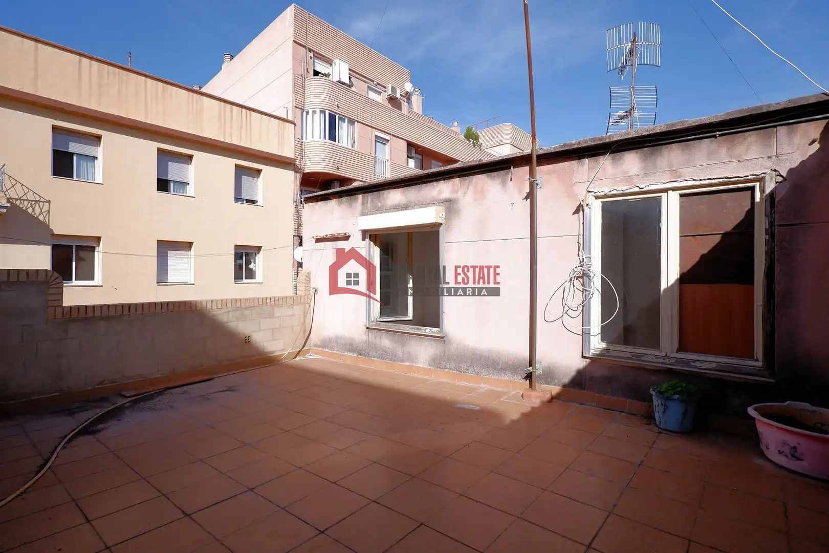 Vista exterior de Dúplex en venta en Sagunto / Sagunt con Terraza
