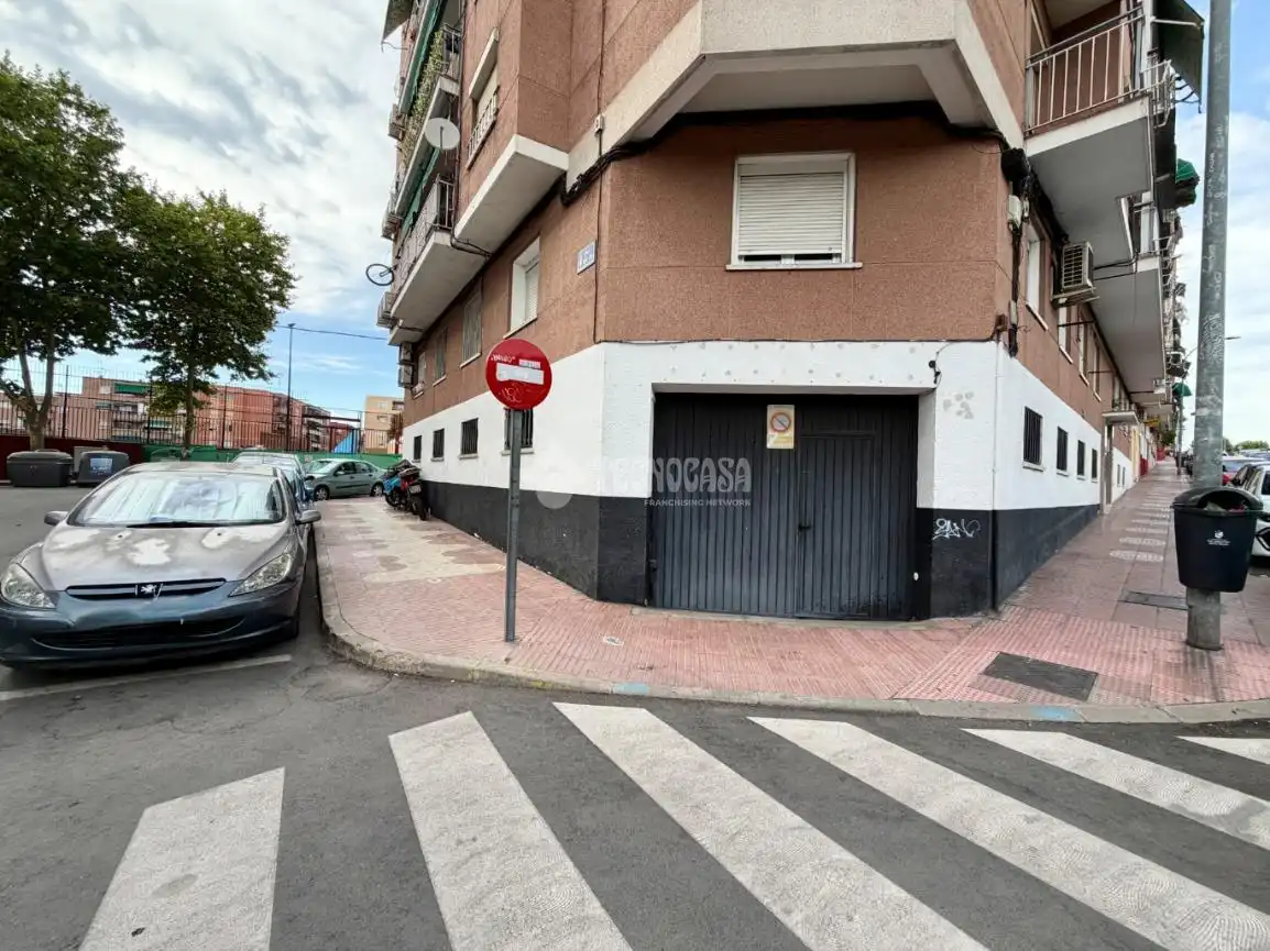 Local comercial en venta en Centro Urbano, imagen 2