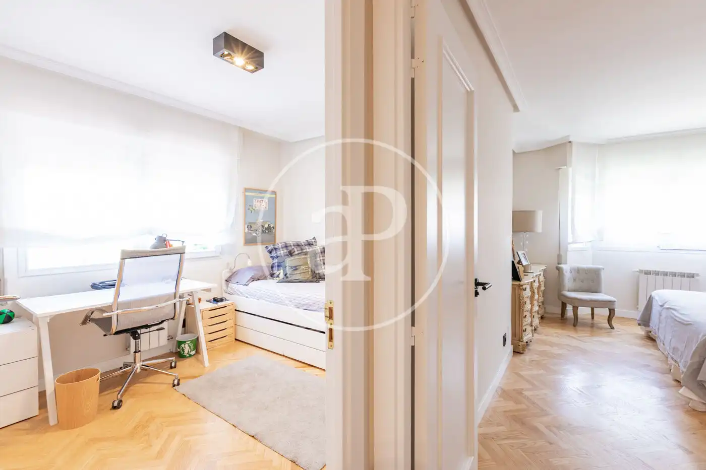 Habitación de Casa adosada de alquiler en Las Rozas de Madrid con Aire acondicionado, Calefacción y Jardín privado