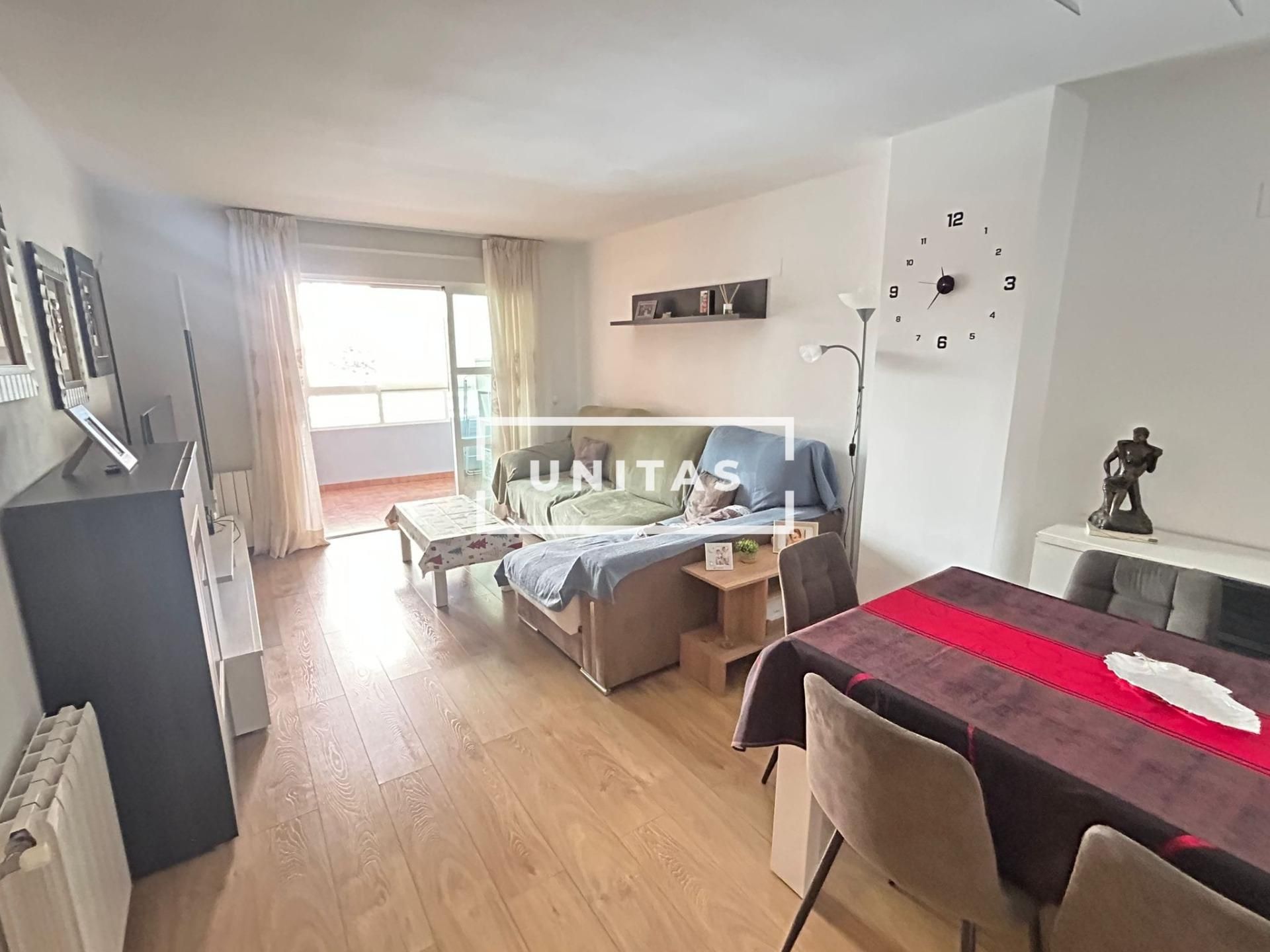 Dormitori de Pis en venda en Alicante / Alacant amb Jardí privat, Terrassa i Balcó