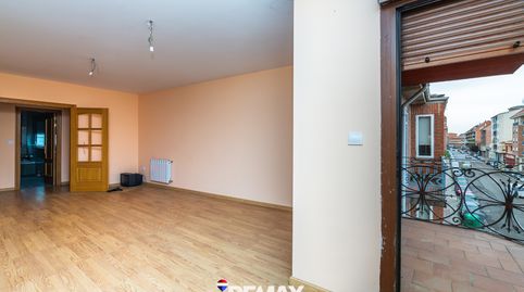 Foto 4 de Piso en venta en Avenida León, Benavente, Zamora