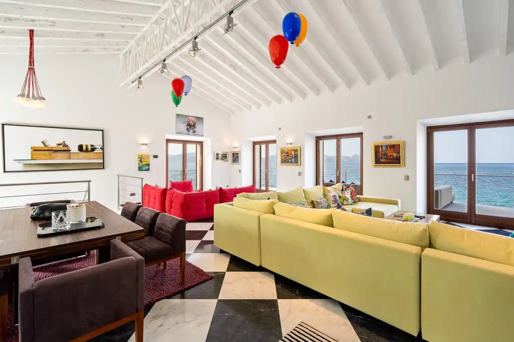 Sala d'estar de Casa o xalet en venda en Alcúdia amb Aire condicionat, Jardí privat i Terrassa