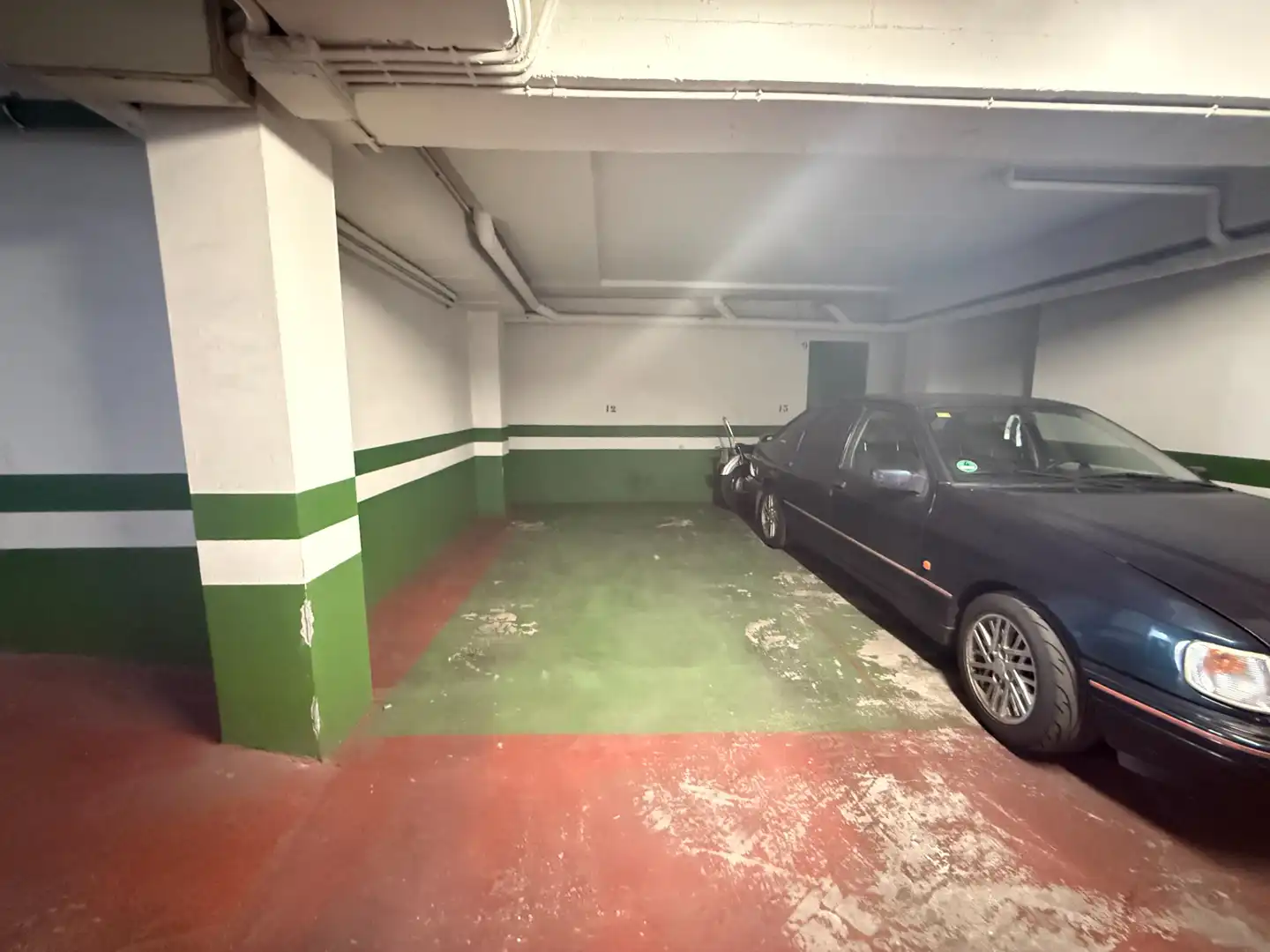 Parking de Piso en venta en Palencia con Calefacción, Parquet y Trastero