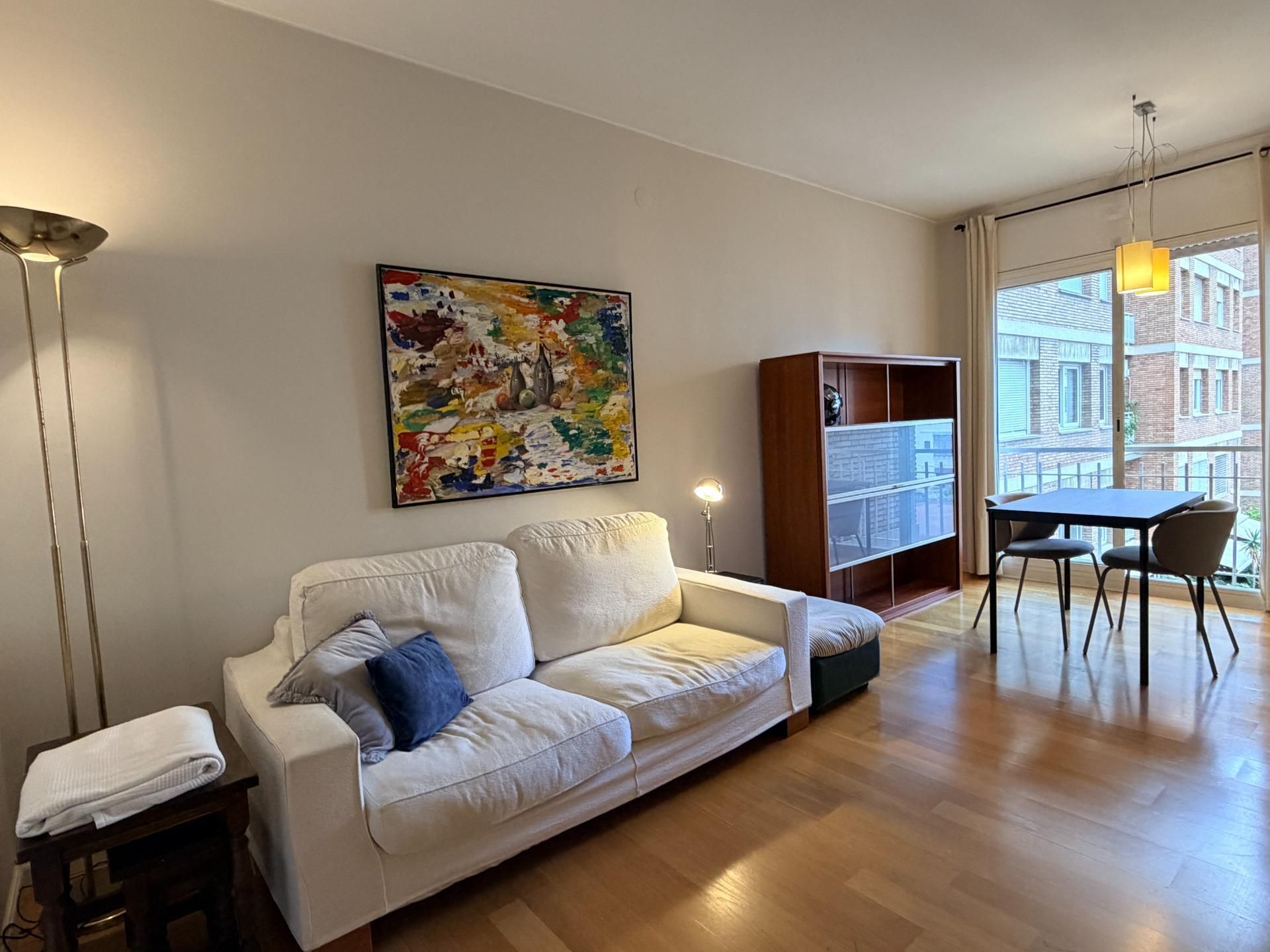 Sala d'estar de Pis de lloguer en  Barcelona Capital amb Calefacció