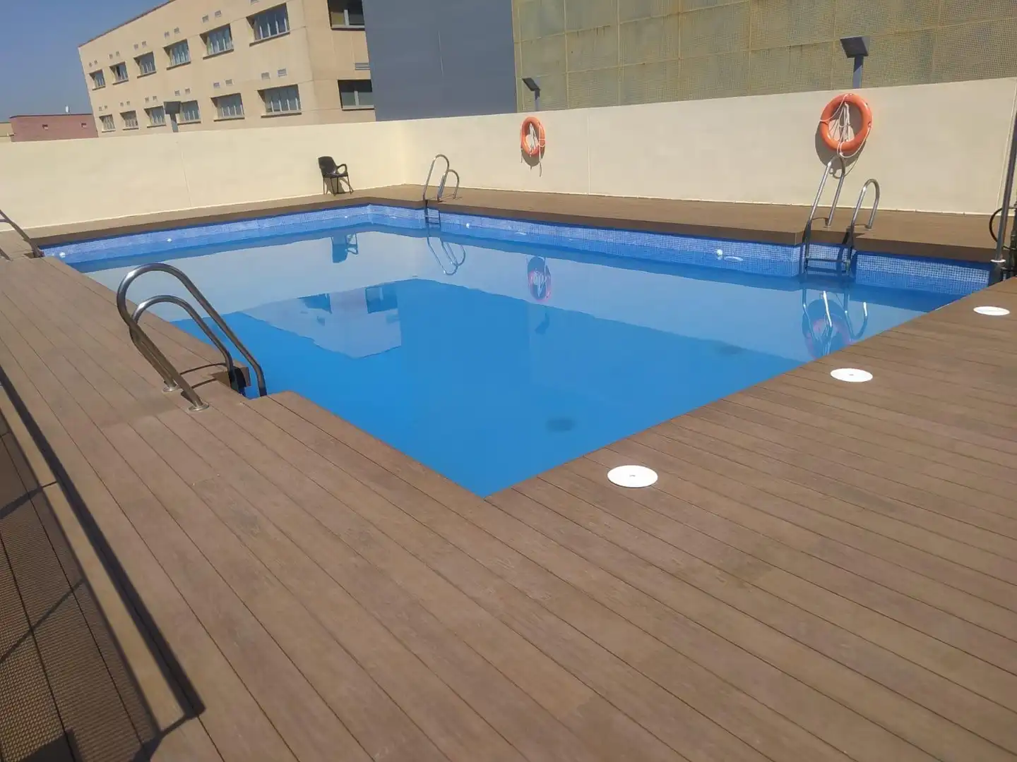 Piscina de Pis en venda en Bormujos amb Aire condicionat i Piscina comunitària