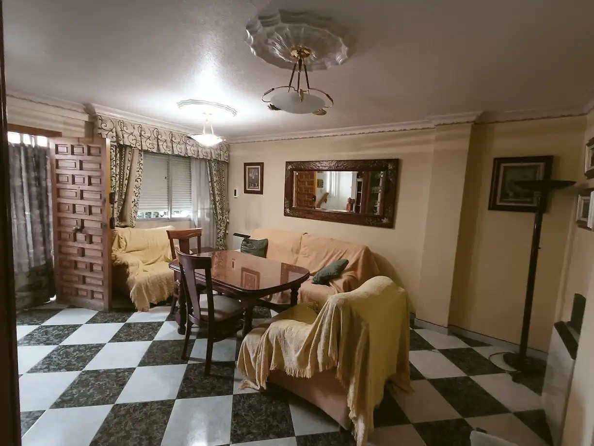 Sala de estar de Casa adosada de alquiler en Atarfe con Aire acondicionado, Trastero y Amueblado