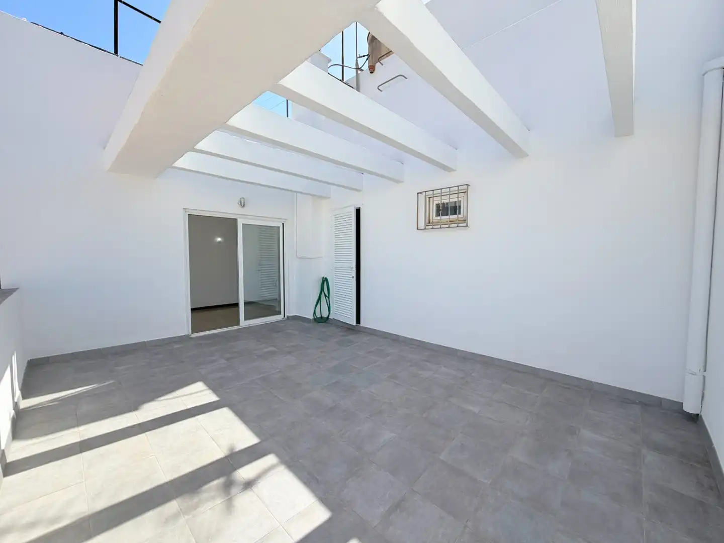 Penthouse with terrace for sale in Carrer de l'Infant Pagà, imagen 8