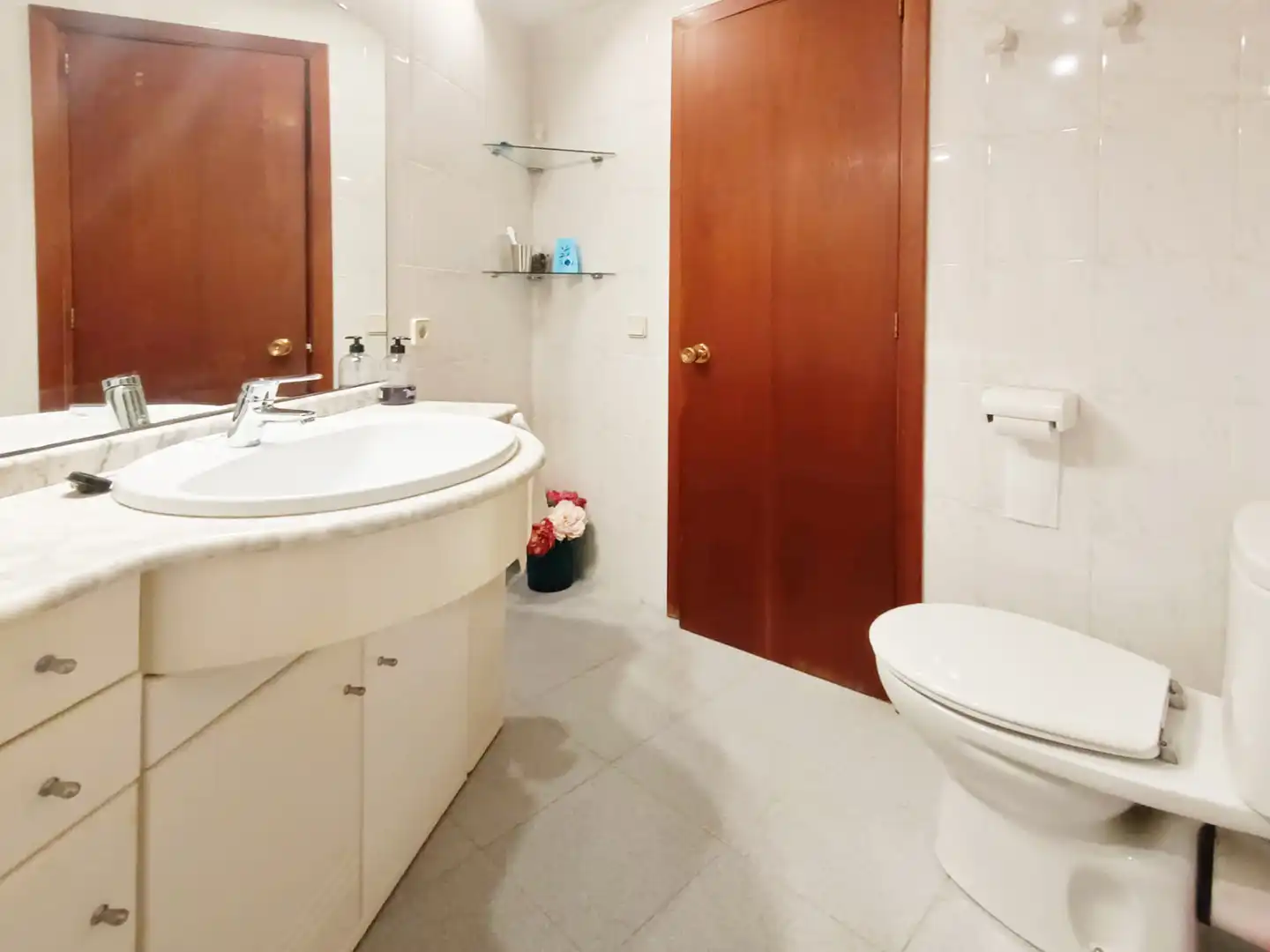 Badezimmer von Wohnung zum Verkauf in  Palma de Mallorca mit Klimaanlage, Parkett und Abstellraum