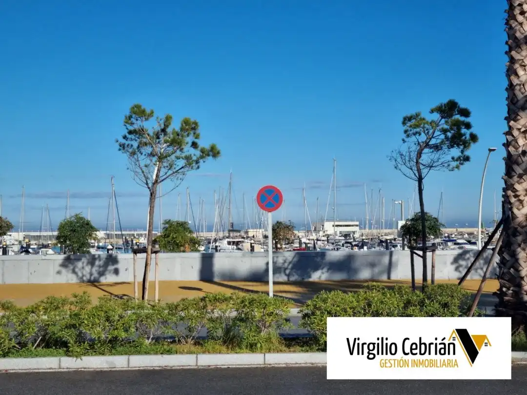 Piso en venta en Chipiona con Jardín privado