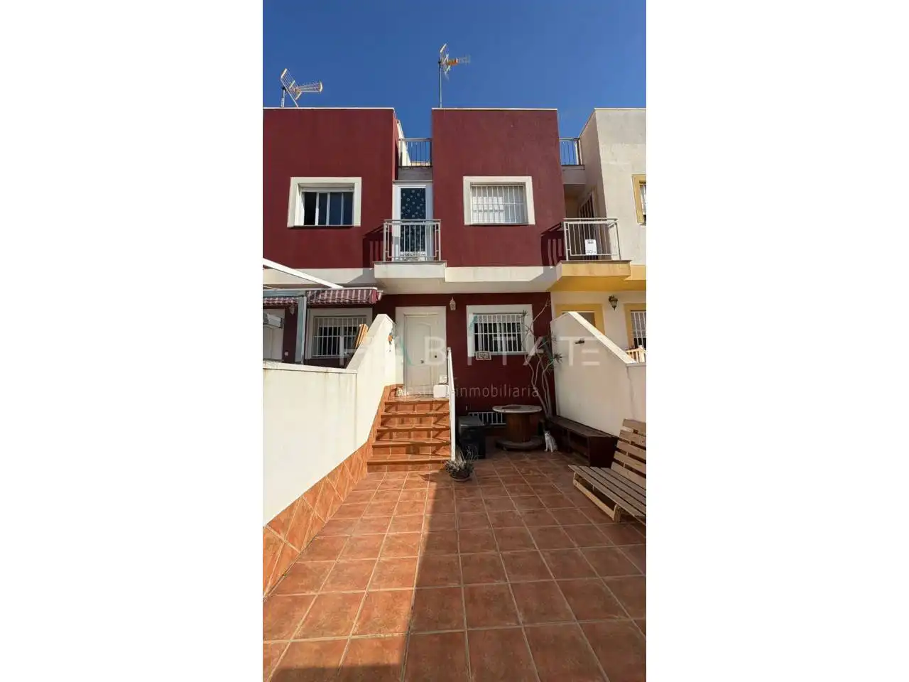 Vista exterior de Dúplex en venda en San Pedro del Pinatar amb Terrassa i Traster