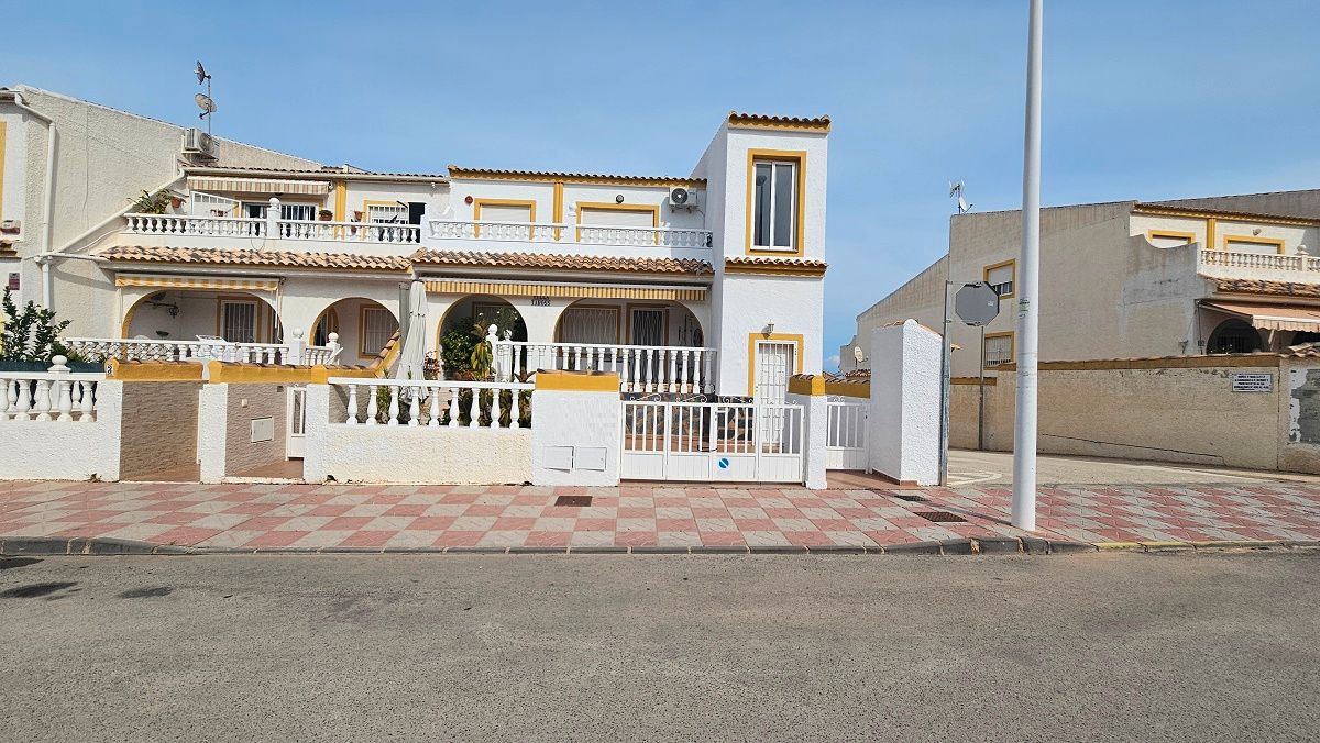 Exterior view of Apartment for sale in Santa Pola  with Air Conditioner, Private garden and Furnished