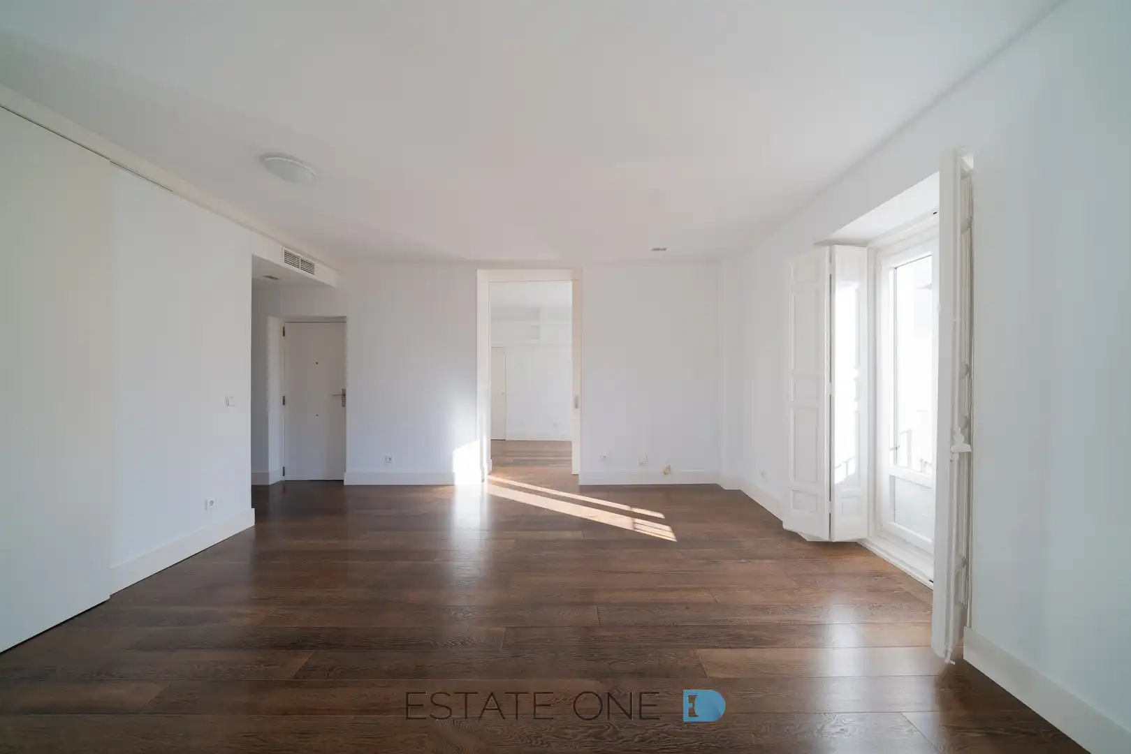 Flat with terrace to rent in Calle de San Marcos, imagen 4
