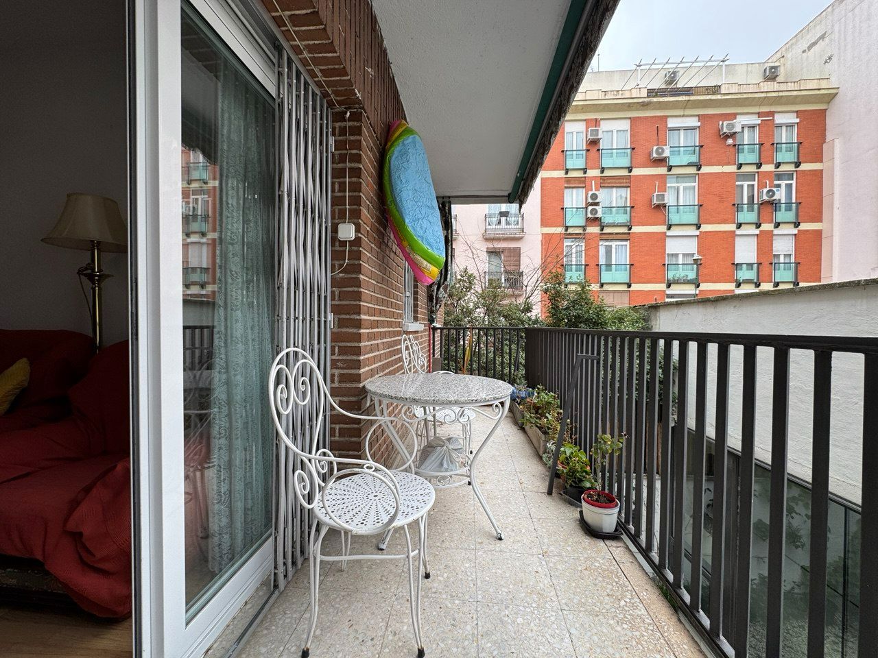 Balcony of Flat for sale in  Madrid Capital  with Air Conditioner, Heating and Terrace