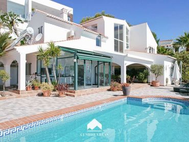 Haus mit Pool zum Verkauf in Monte los Almendros - El Pargo - Costa Aguilera