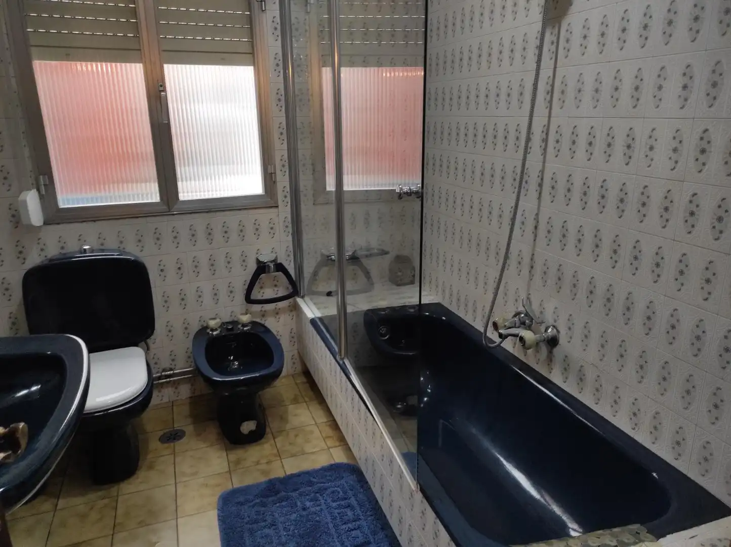 Wohnung zur Miete in Avenida LUGO, Ensanche - Sar