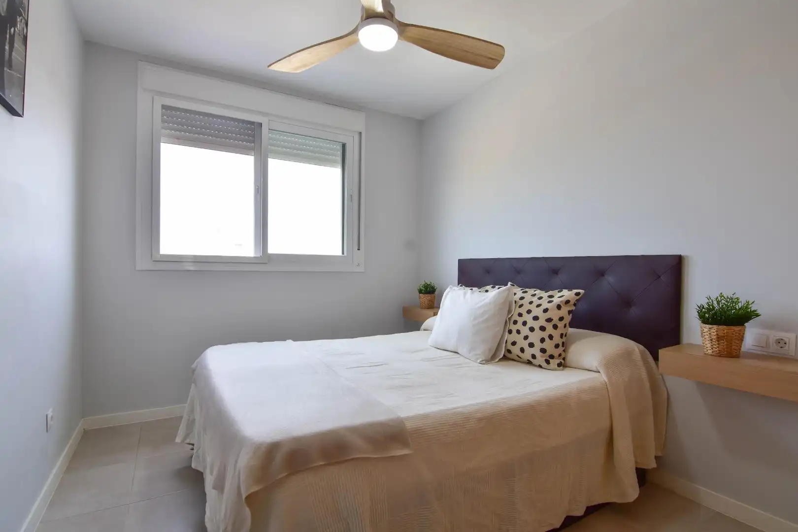 Dormitori de Apartament de lloguer en El Puig de Santa Maria amb Aire condicionat, Calefacció i Terrassa
