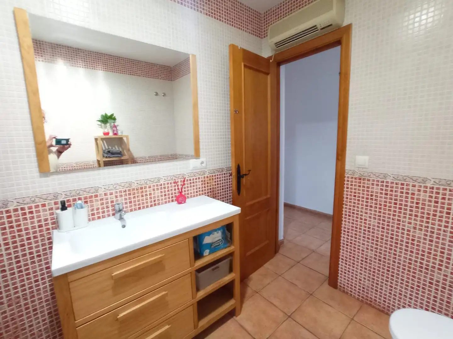 Bathroom of Houses for sale in Chiclana de la Frontera  with Air Conditioner, Private garden and Terrace