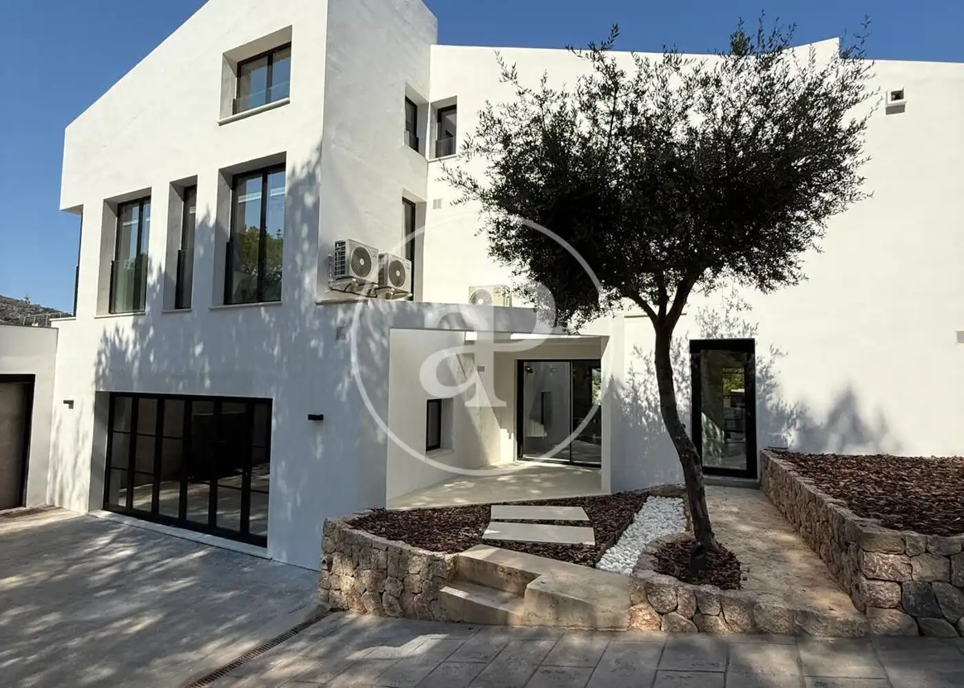 Vista exterior de Casa o chalet de alquiler en Calvià con Aire acondicionado, Calefacción y Jardín privado