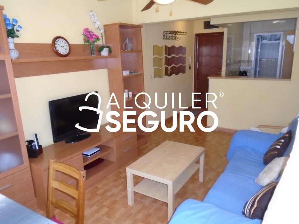 Sala d'estar de Pis de lloguer en Alicante / Alacant amb Aire condicionat, Terrassa i Moblat