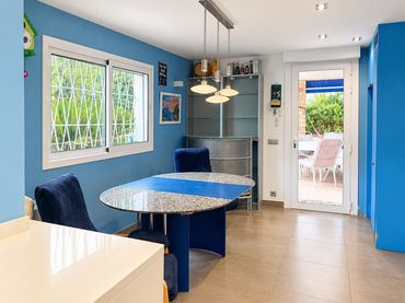 Chalet con piscina en venta en Montmar
