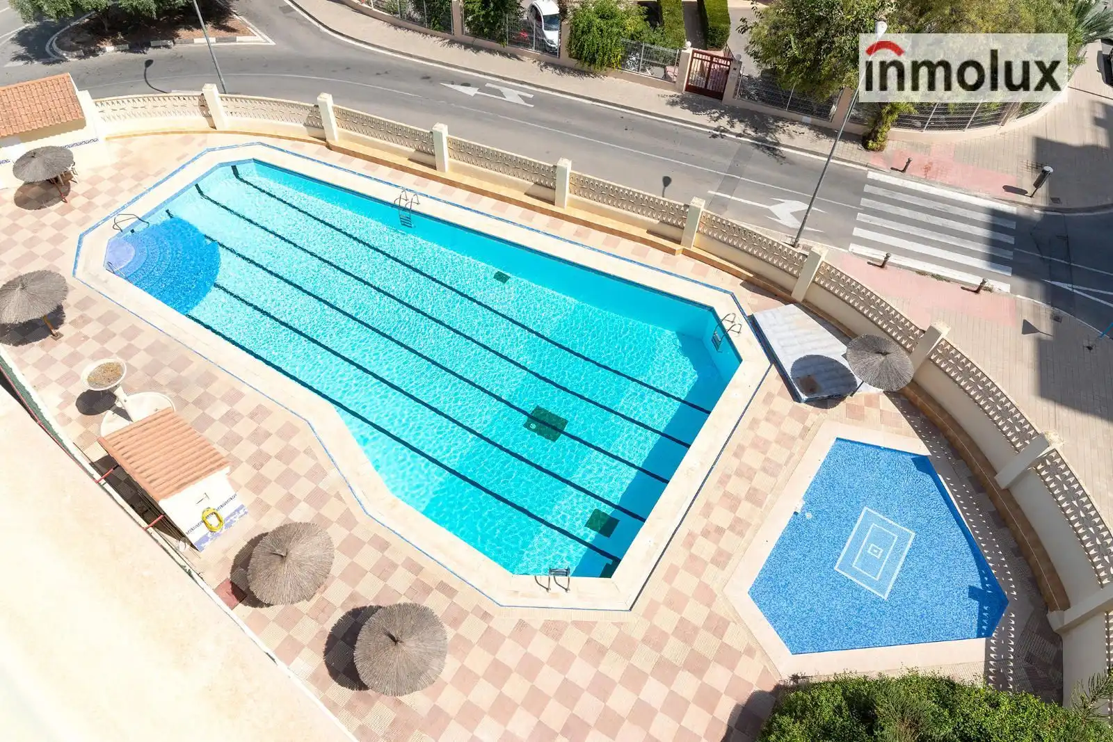 Flat with pool for sale in Calle Palas Atenea, imagen 2