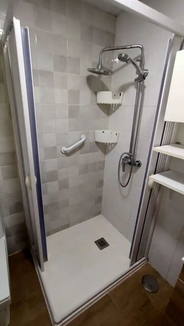 Baño de Piso en venta en Carabanchel