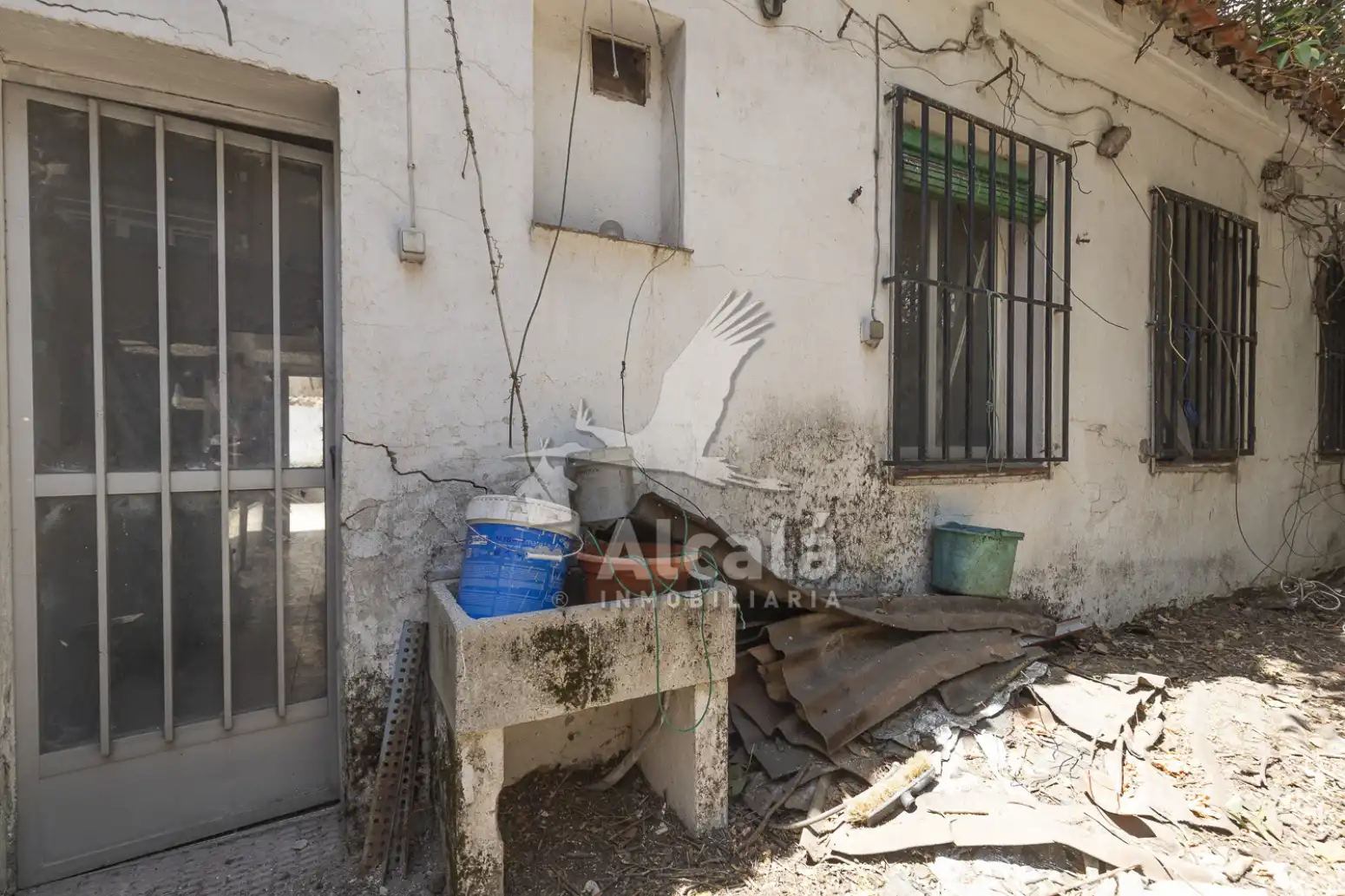 Vista exterior de Casa adosada en venta en Alcalá de Henares