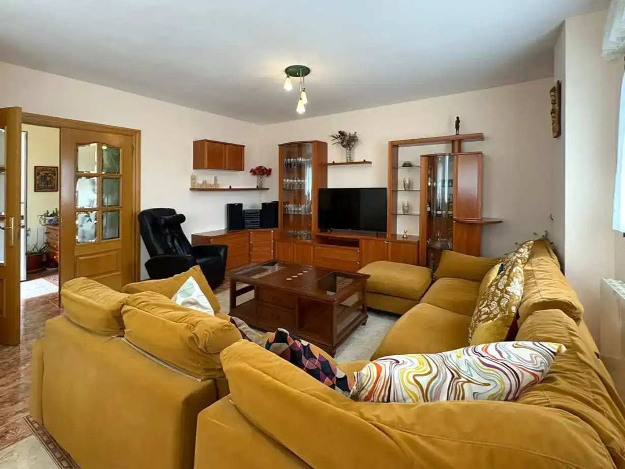 Sala d'estar de Casa o xalet en venda en Autilla del Pino amb Jardí privat, Traster i Balcó