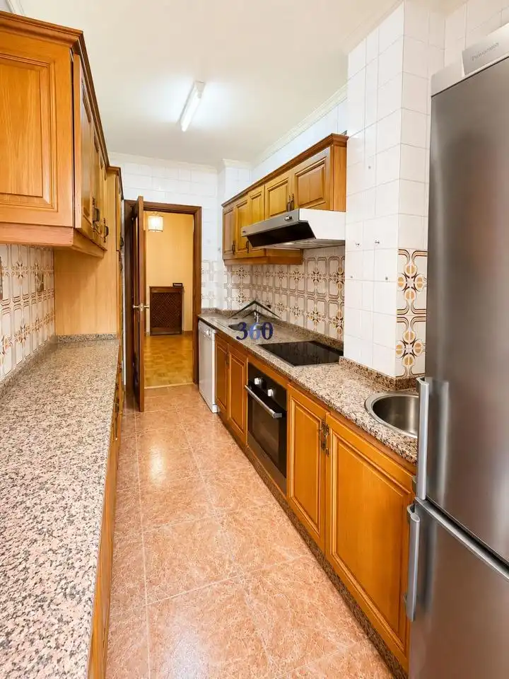 Cocina de Piso en venta en Cáceres con Aire acondicionado, Terraza y Amueblado