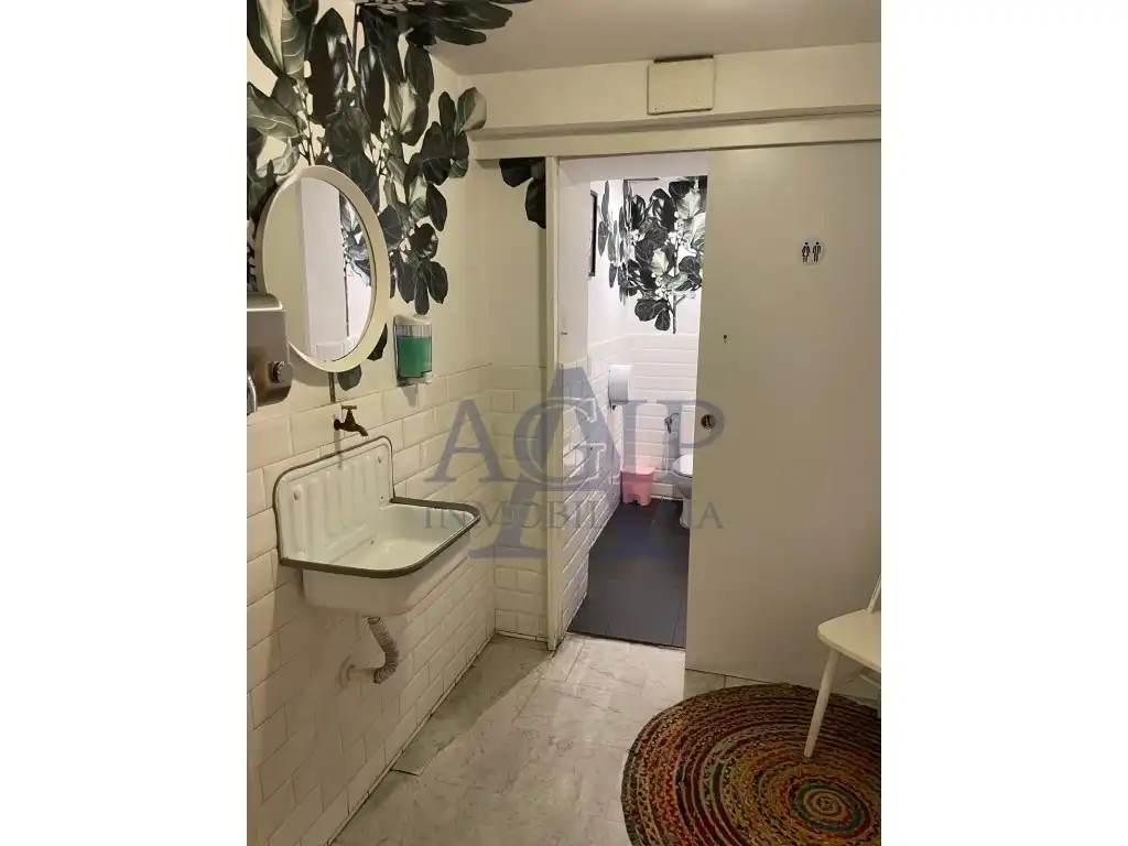 Local comercial de lloguer a Calle Enric Granados, imagen 5