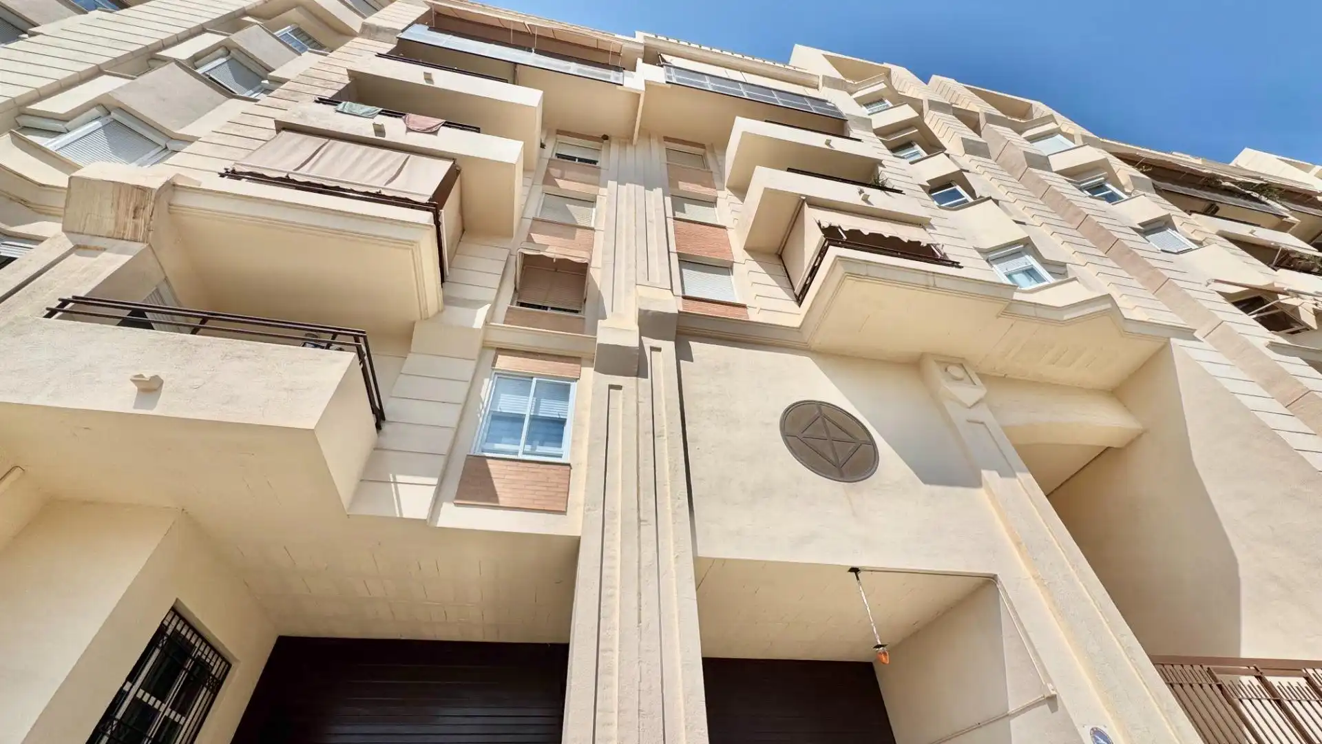Vista exterior de Àtic en venda en Málaga amb Aire condicionat, Calefacció i Jardí privat