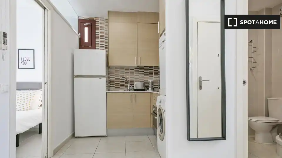 Piso con terraza en alquiler en Gràcia, imagen 10